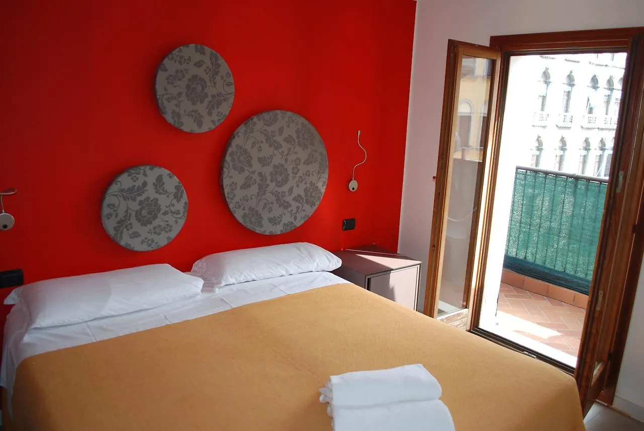 Hotel San Geremia Venice 2*,  Italy